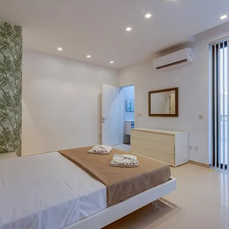 Stunning 3bed With Views By Homely Apartamento Mellieha