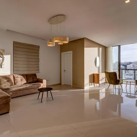 Stunning 3bed With Views By Homely Mellieħa