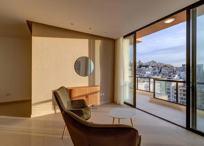 Stunning 3bed With Views By Homely Apartamento *