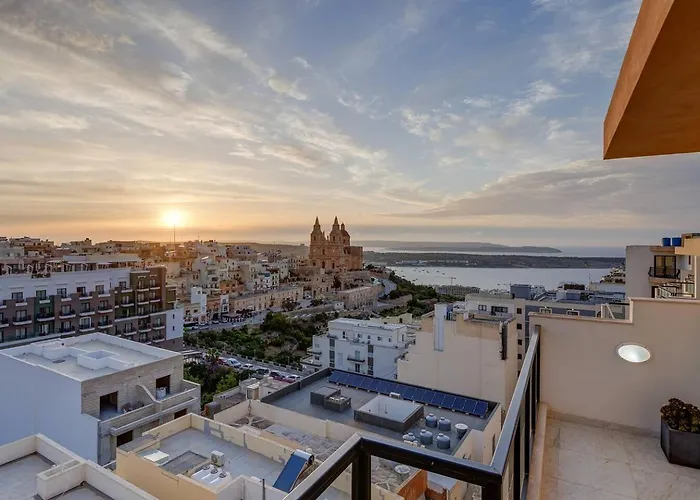 Stunning 3bed With Views By Homely *