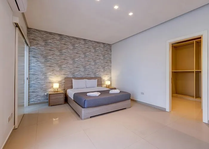 Stunning 3bed With Views By Homely * Mellieħa