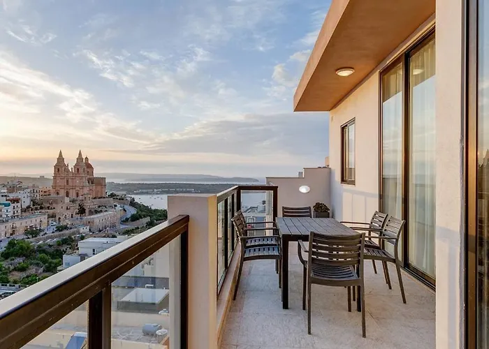Stunning 3bed With Views By Homely Apartamento Mellieħa